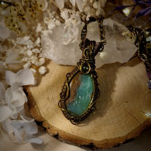 Collier à porter avec une robe longue style bohème en pierres naturelles - Les jolis trésors de Lalie