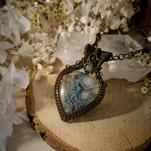 Talisman d'Amazone confiance Bijoux style bohème et féerique agate mousse - Bijoux féeriques en pierres naturelles Les jolis trésors de Lalie