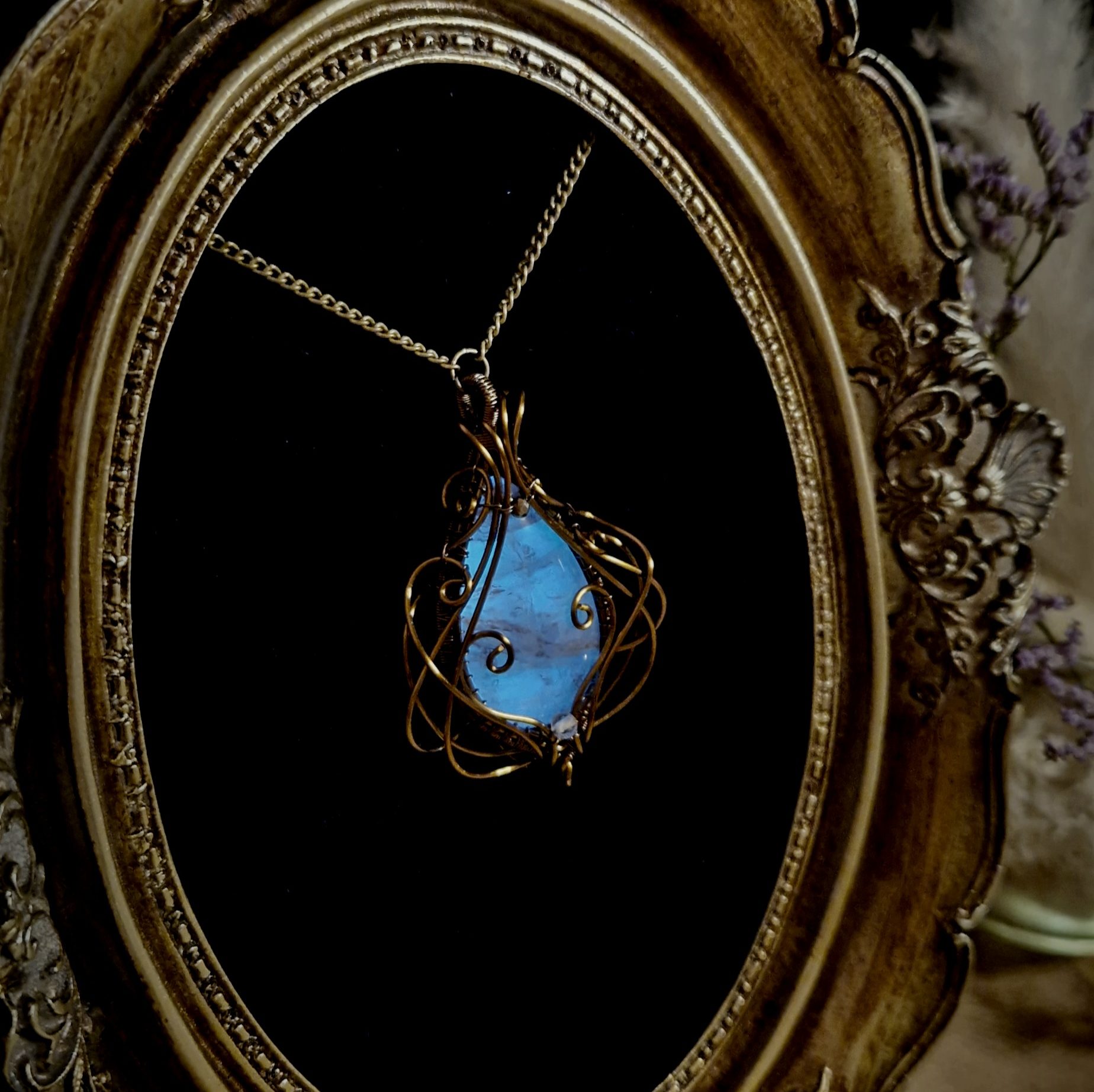 Talisman Flamme blanche ~ Quartz hématoïde