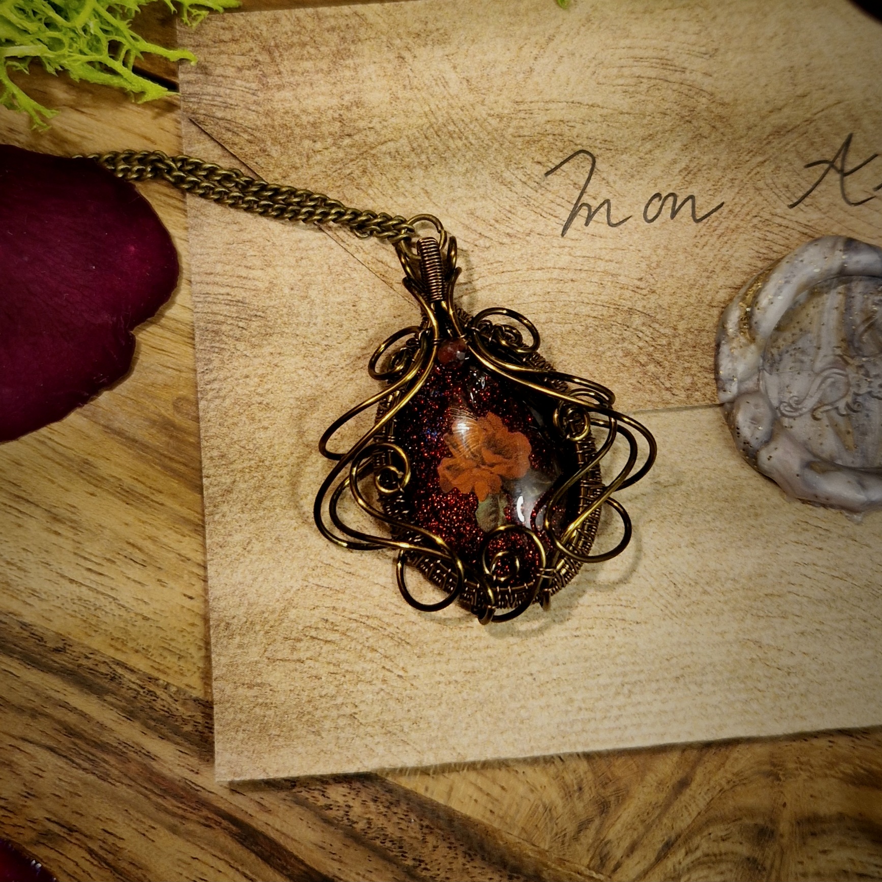 Amulette "Eclosion" ~ Prophétie Secrète