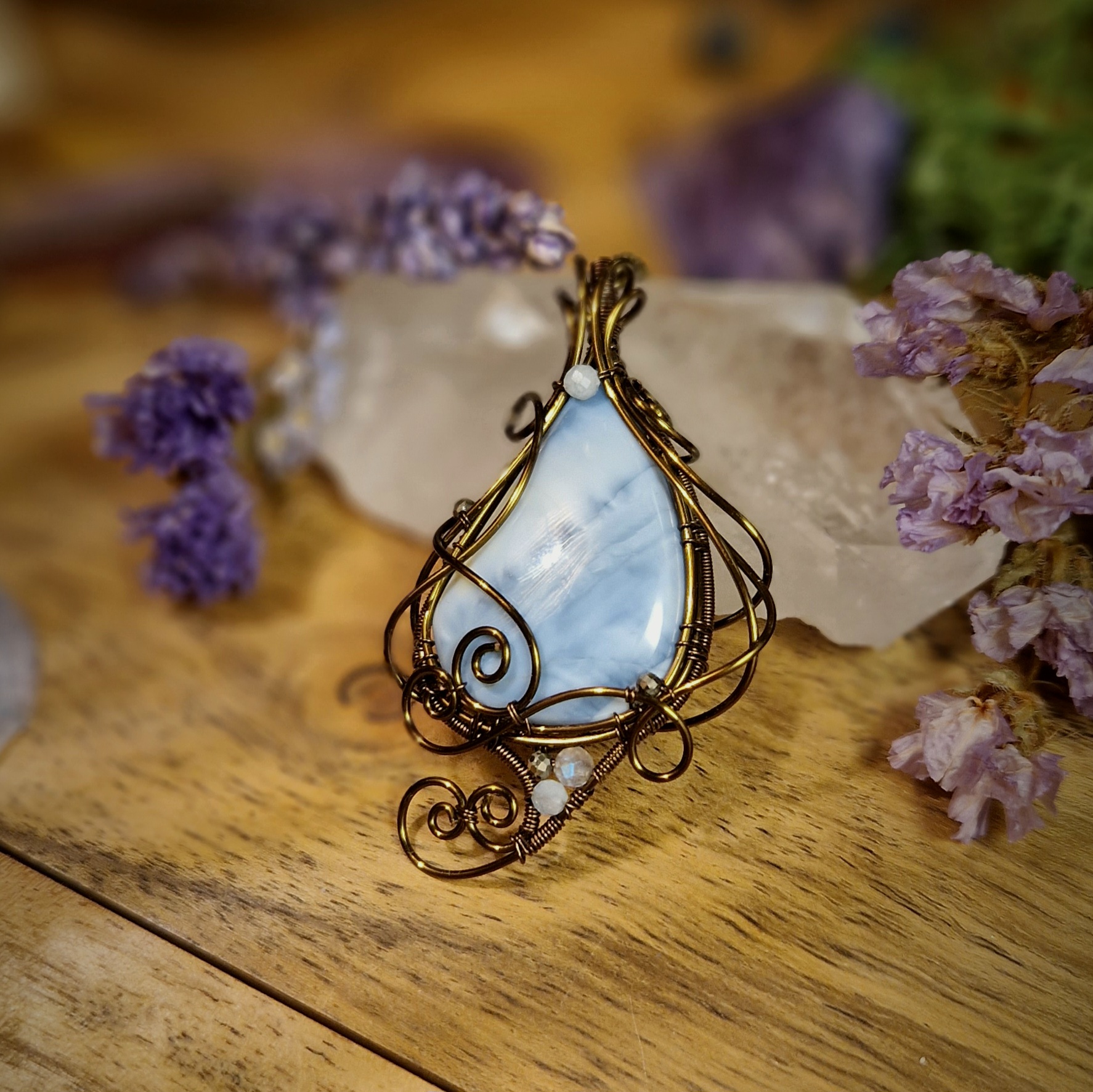 Aile de Sylphe ~ Talisman porte-bonheur Opale Owyhee
