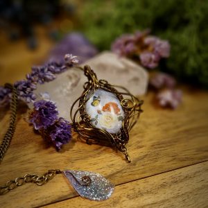 Fantaisie de Cassandre – Amulette Prophétie Secrète "Horizon"